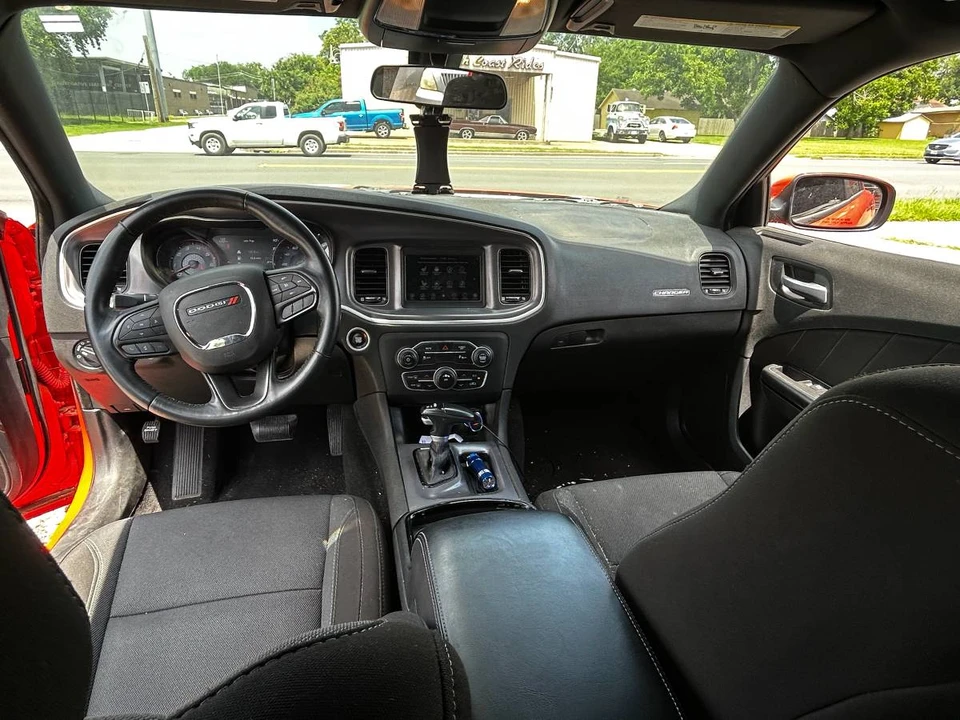 2020 Dodge Charger 7th Gen - Image 11 of 12