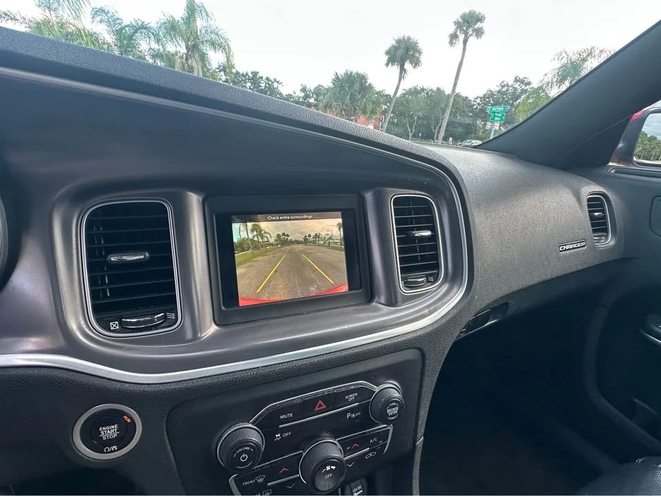 2020 Dodge Charger 7th Gen - Image 10 of 14