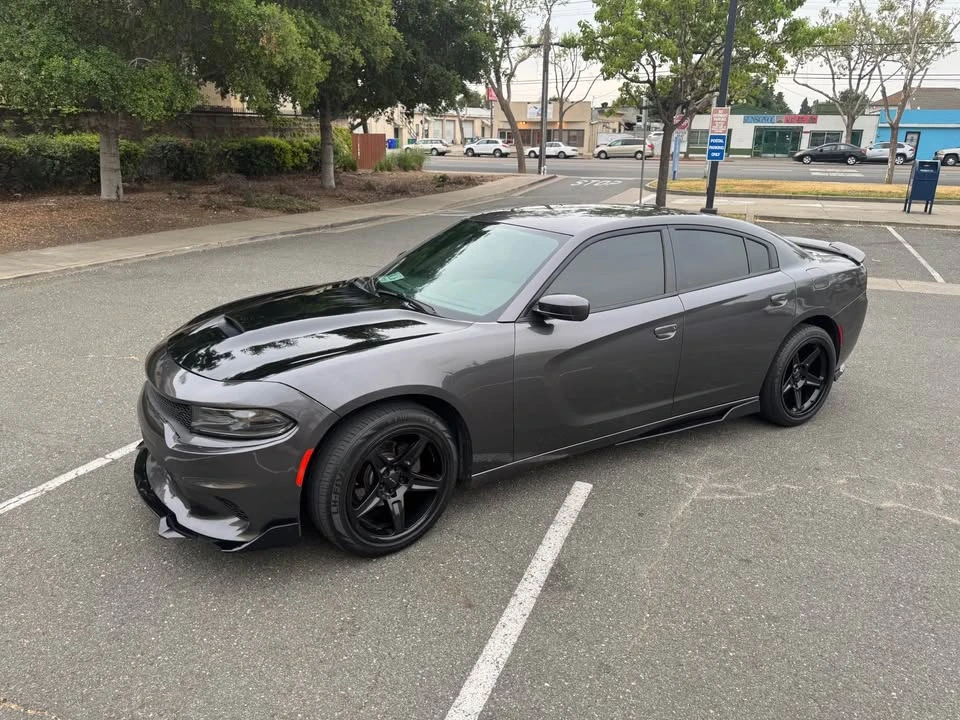 2020 Dodge Charger 7th Gen - Image 5 of 8