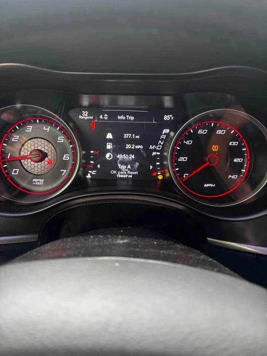 2020 Dodge Charger 7th Gen - Image 7 of 10