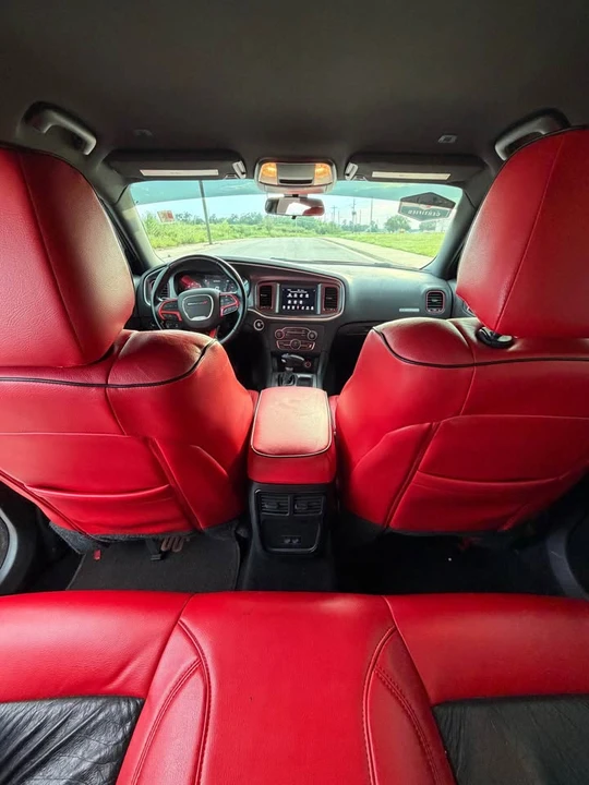 2020 Dodge Charger 7th Gen - Image 10 of 13