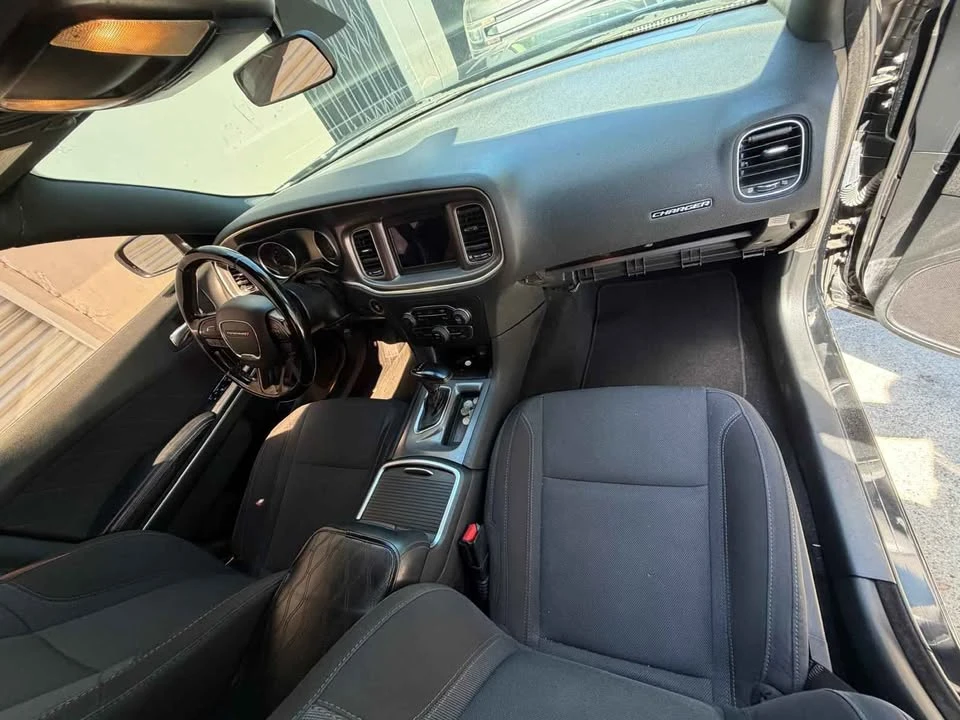 2020 Dodge Charger 7th Gen - Image 6 of 11