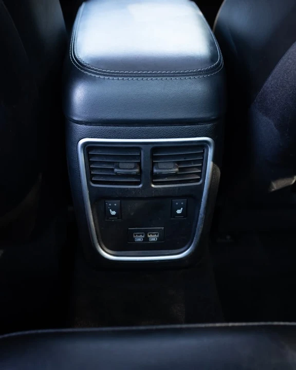 2020 Dodge Charger 7th Gen - Image 8 of 13