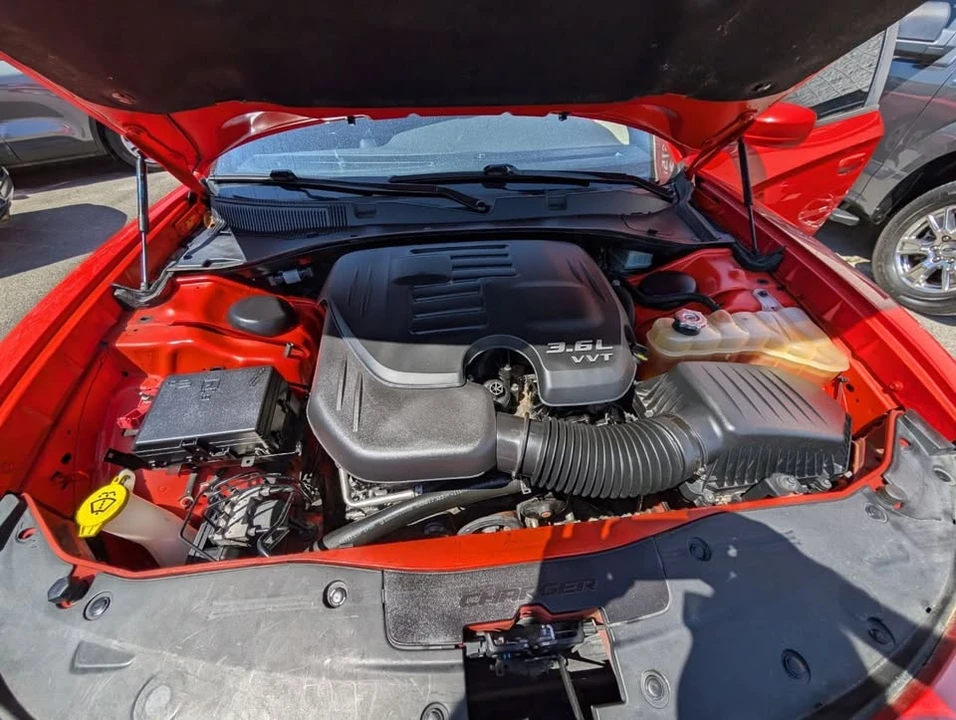 2020 Dodge Charger 7th Gen - Image 10 of 20