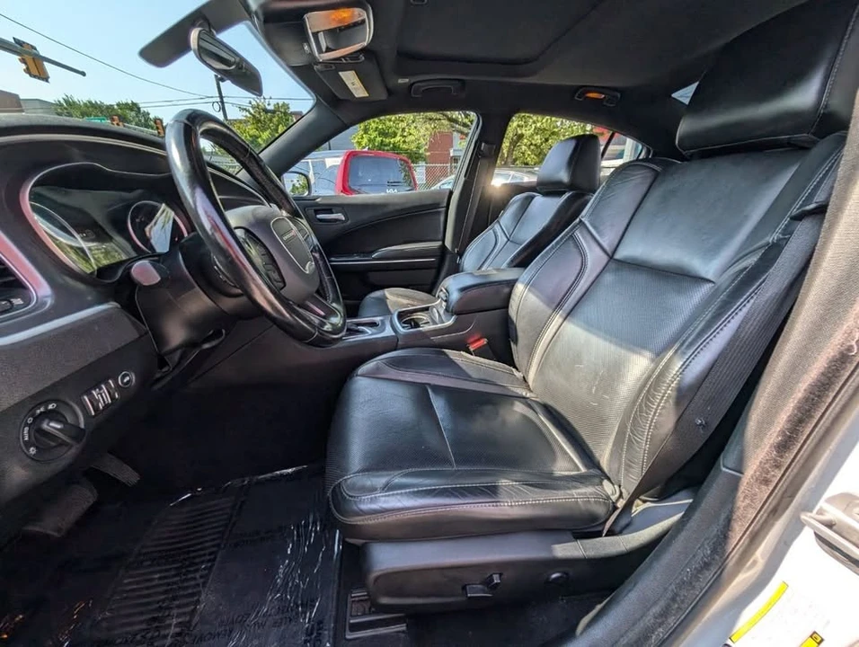 2020 Dodge Charger 7th Gen - Image 15 of 20