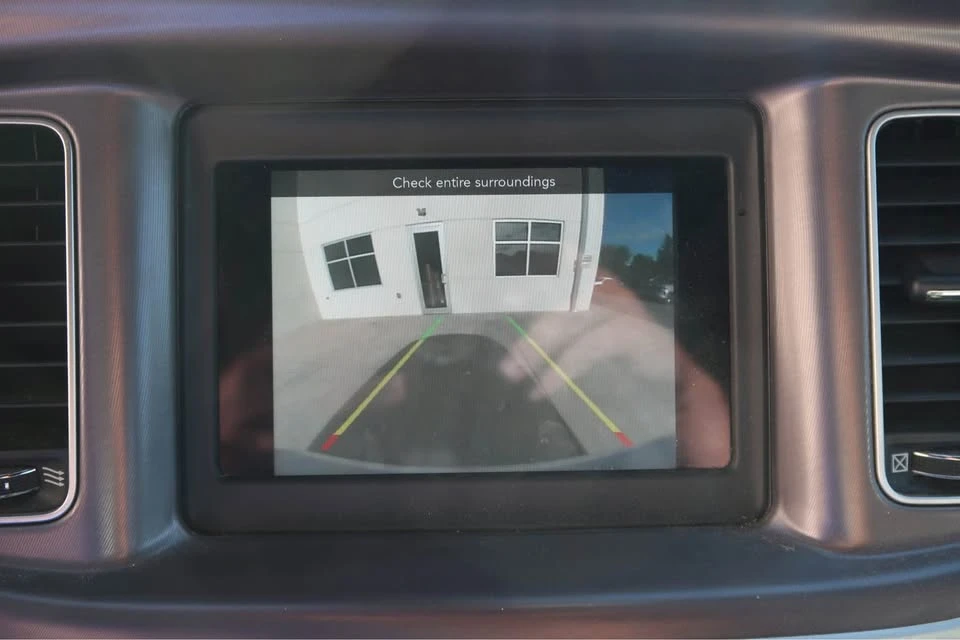 2020 Dodge Charger 7th Gen - Image 13 of 15