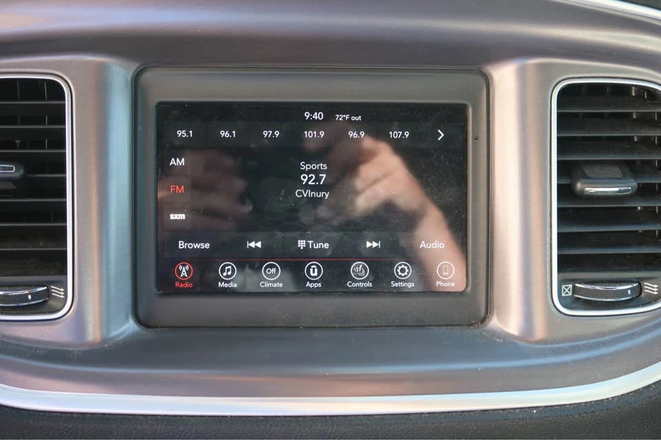 2020 Dodge Charger 7th Gen - Image 10 of 15