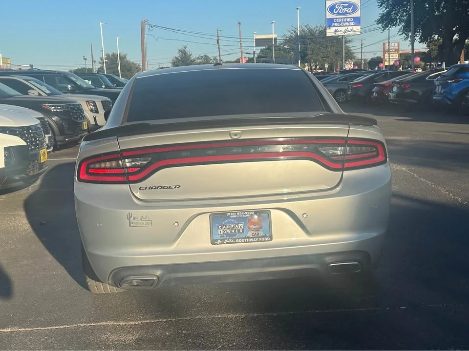 2020 Dodge Charger 7th Gen - Image 4 of 7