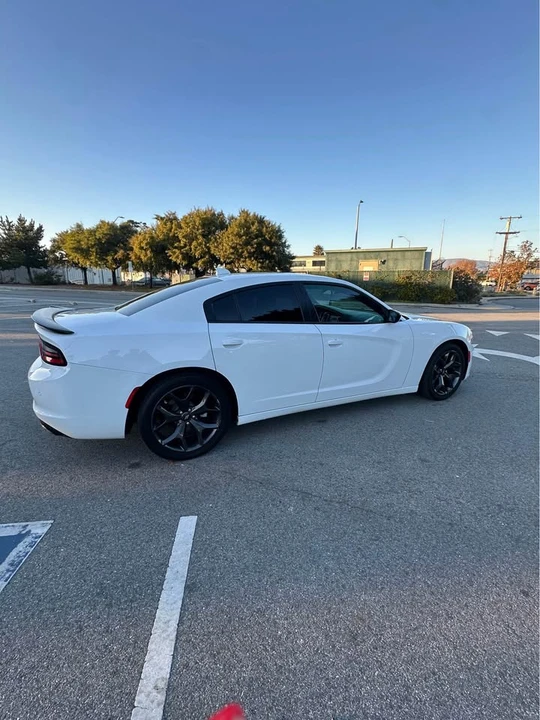 2020 Dodge Charger 7th Gen - Image 3 of 17