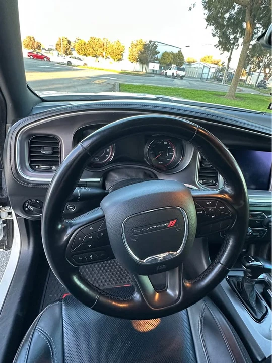 2020 Dodge Charger 7th Gen - Image 12 of 17