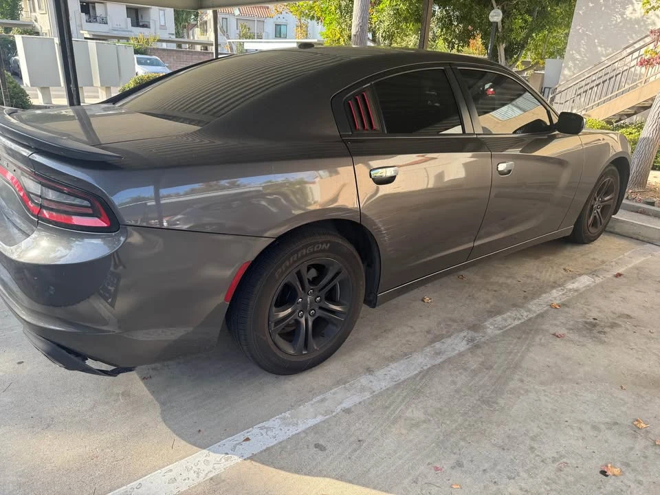 2020 Dodge Charger 7th Gen - Image 4 of 5