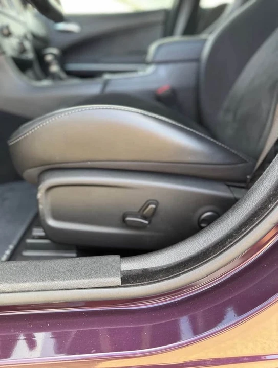2020 Dodge Charger 7th Gen - Image 8 of 15