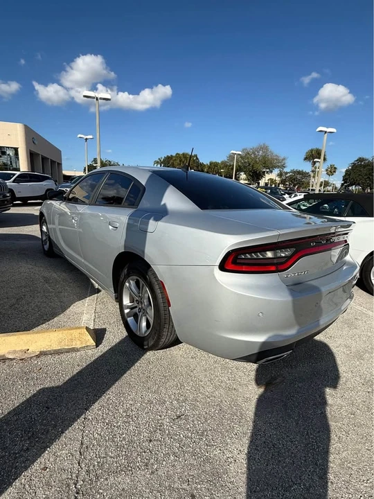 2020 Dodge Charger 7th Gen - Image 9 of 10