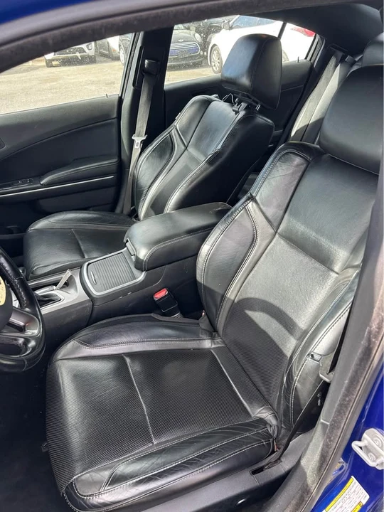 2020 Dodge Charger 7th Gen - Image 6 of 10