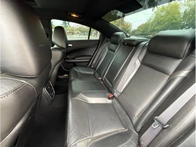 2020 Dodge Charger 7th Gen - Image 10 of 11