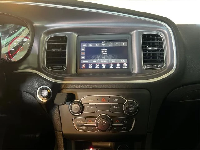 2020 Dodge Charger 7th Gen - Image 14 of 21