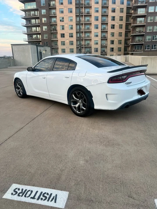 2020 Dodge Charger 7th Gen - Image 3 of 19