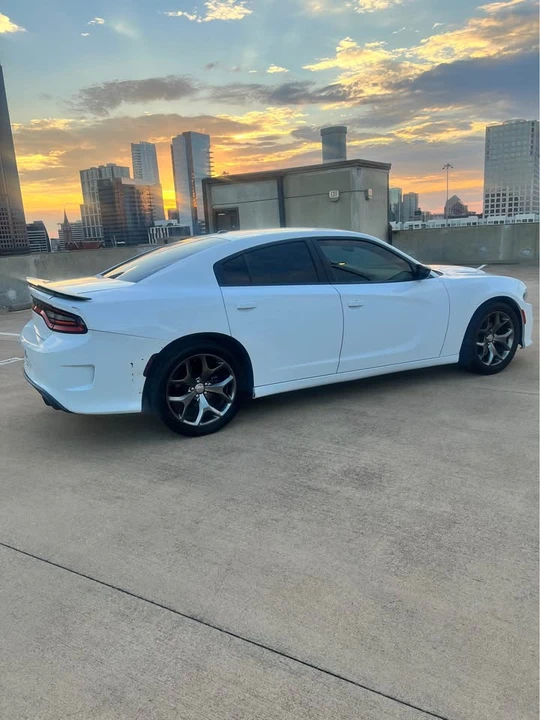 2020 Dodge Charger 7th Gen - Image 8 of 19