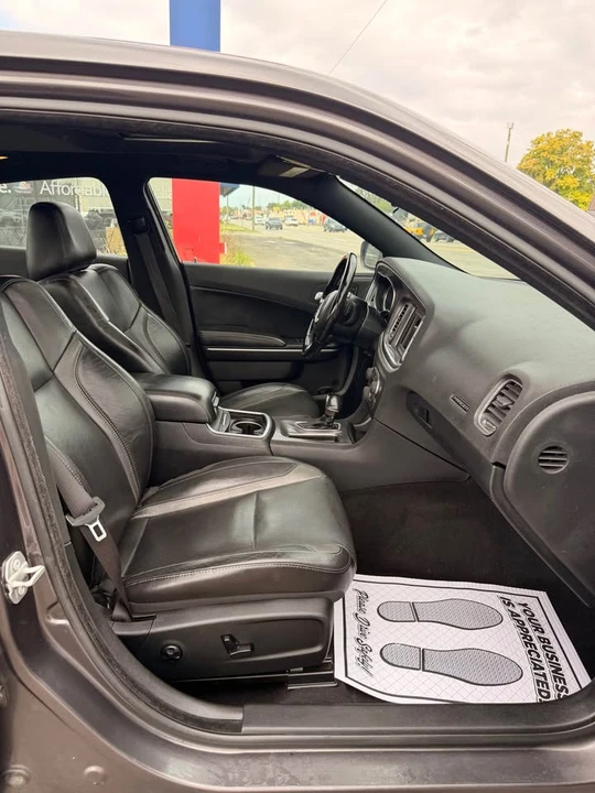 2020 Dodge Charger 7th Gen - Image 14 of 15
