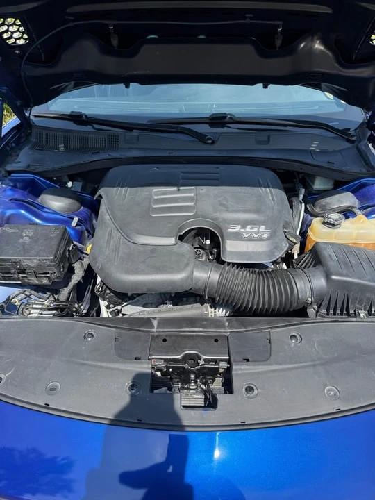 2020 Dodge Charger 7th Gen - Image 7 of 10