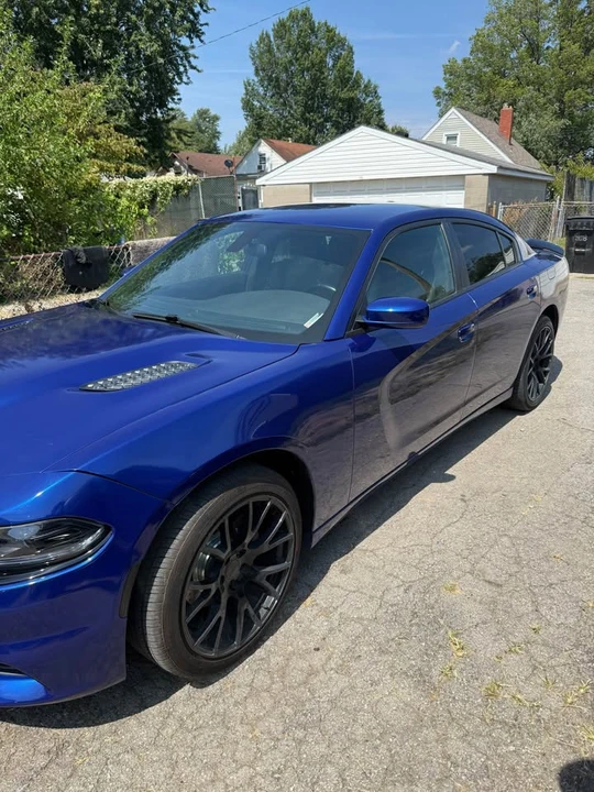2020 Dodge Charger 7th Gen - Image 9 of 10