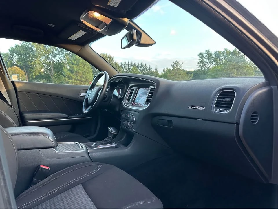 2020 Dodge Charger 7th Gen - Image 11 of 18