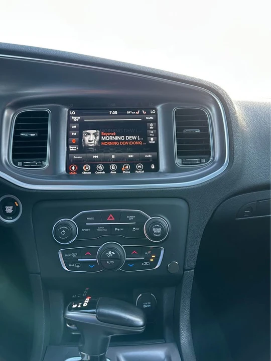 2020 Dodge Charger 7th Gen - Image 17 of 18