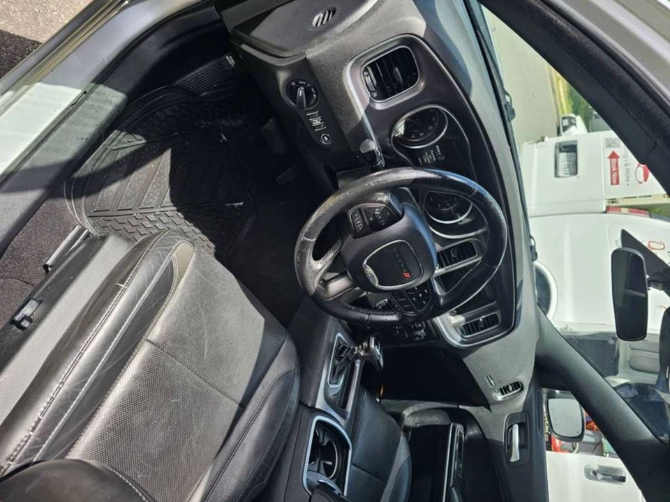 2020 Dodge Charger 7th Gen - Image 9 of 12
