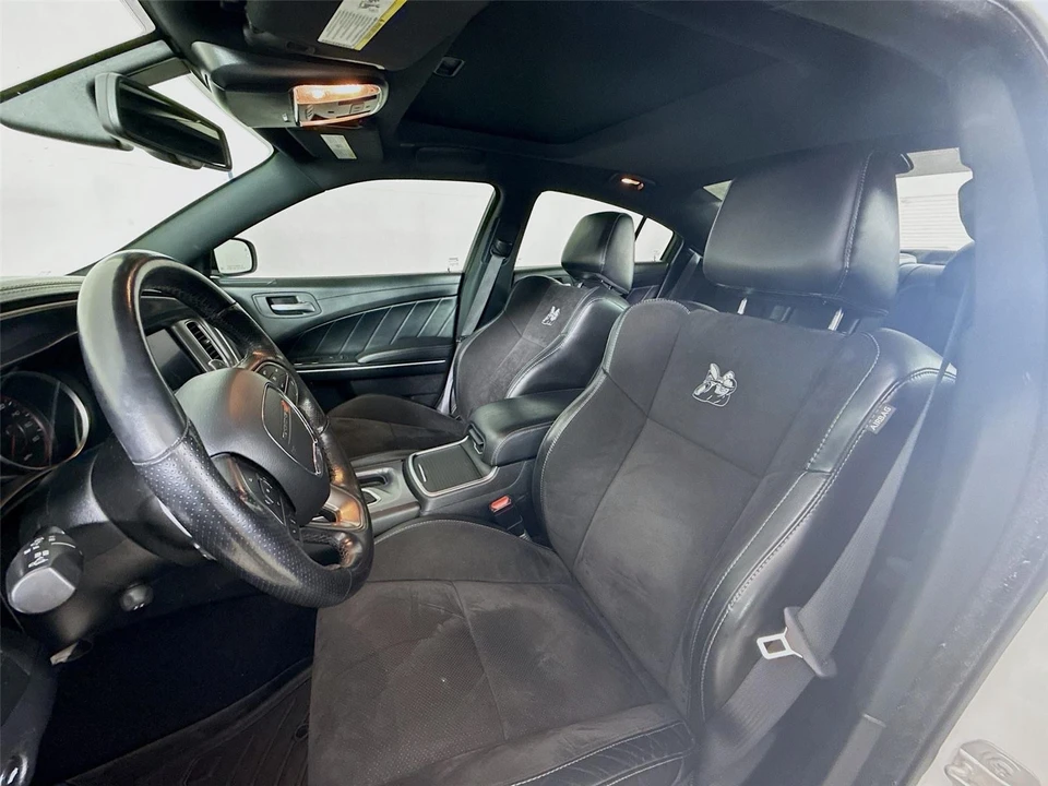2020 Dodge Charger 8th Gen - Image 13 of 14