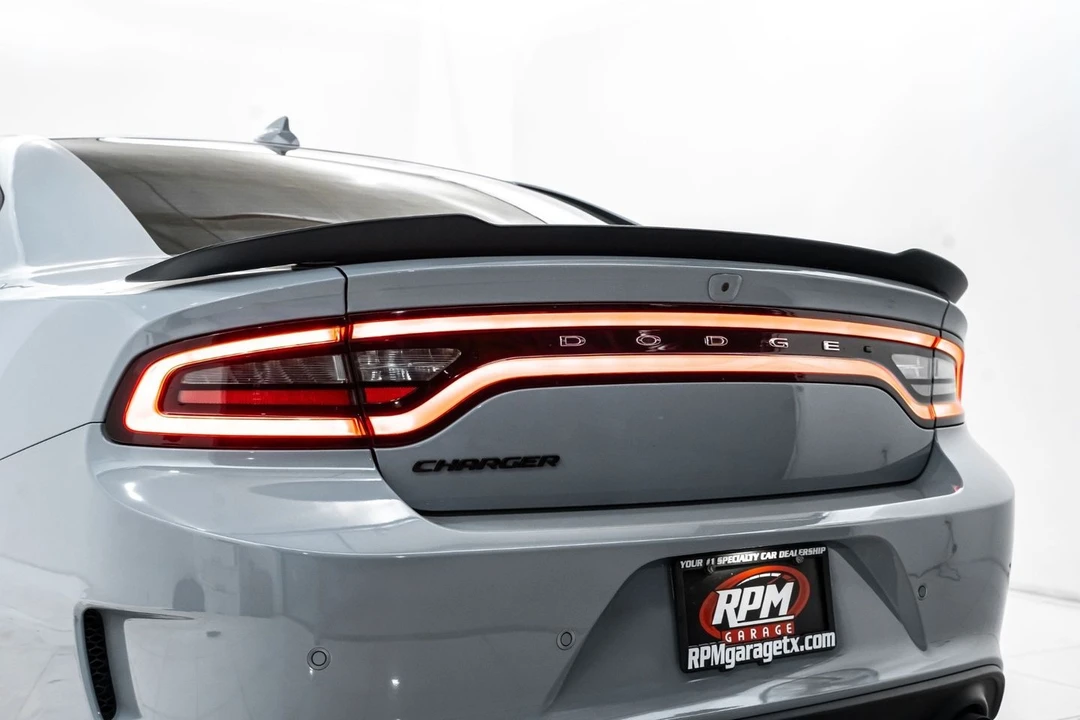 2020 Dodge Charger SRT Hellcat 7th Gen - Image 11 of 31