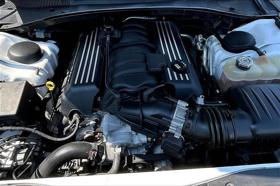2020 Dodge Charger 8th Gen - Image 8 of 12