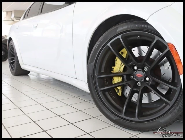 2020 Dodge Charger 8th Gen - Image 4 of 12
