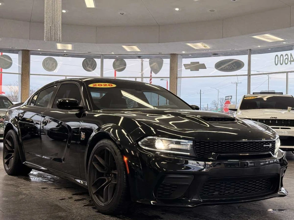 2020 Dodge Charger 8th Gen - Image 2 of 12