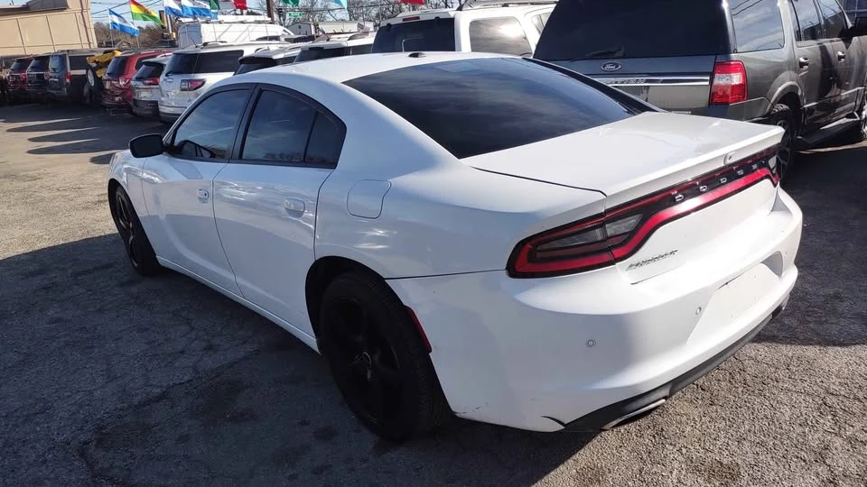 2020 Dodge Charger 7th Gen - Image 5 of 13