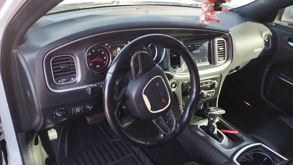 2020 Dodge Charger 7th Gen - Image 11 of 13