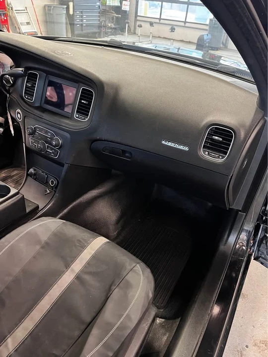 2020 Dodge Charger 7th Gen - Image 4 of 10