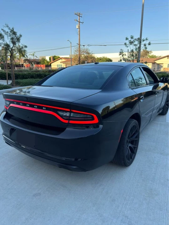 2020 Dodge Charger 7th Gen - Image 9 of 11