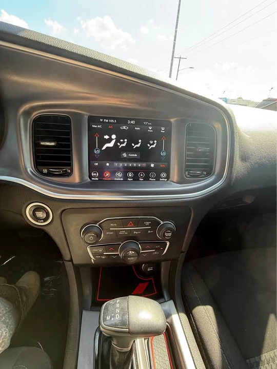 2020 Dodge Charger 7th Gen - Image 13 of 17