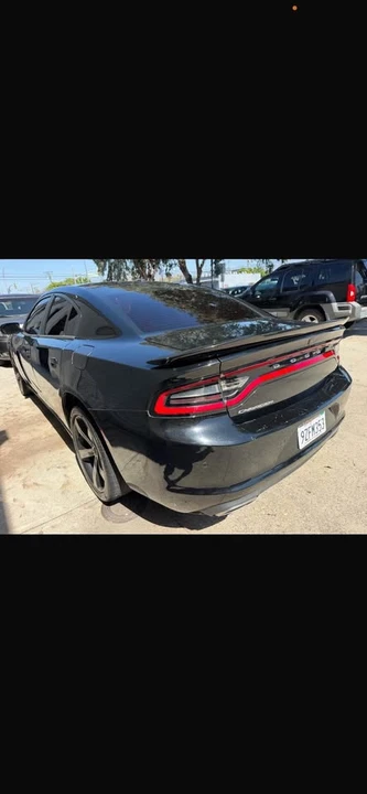2020 Dodge Charger 7th Gen - Image 2 of 11