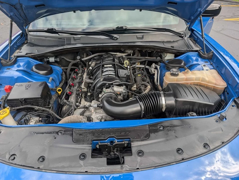 2020 Dodge Charger 7th Gen - Image 18 of 19