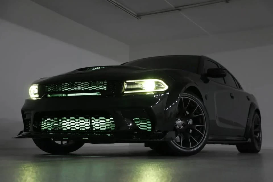 2020 Dodge Charger - Image 12 of 14