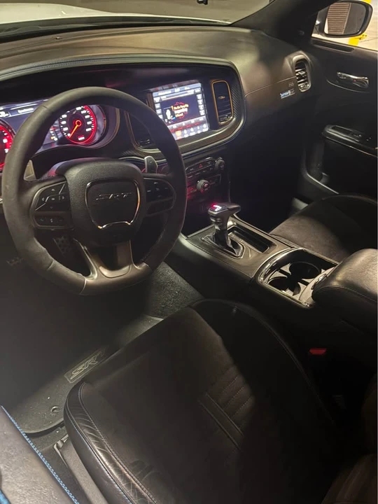 2020 Dodge Charger SRT Hellcat 7th Gen - Image 9 of 11