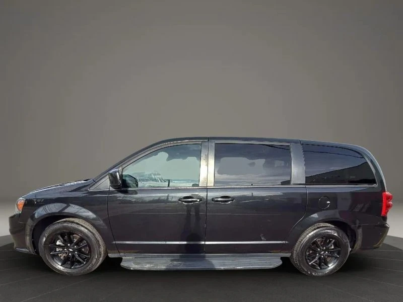 2020 Dodge Caravan - Image 8 of 12