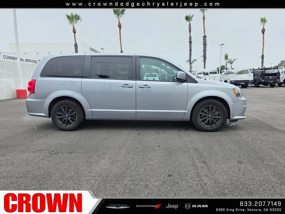 2020 Dodge Caravan - Image 2 of 10