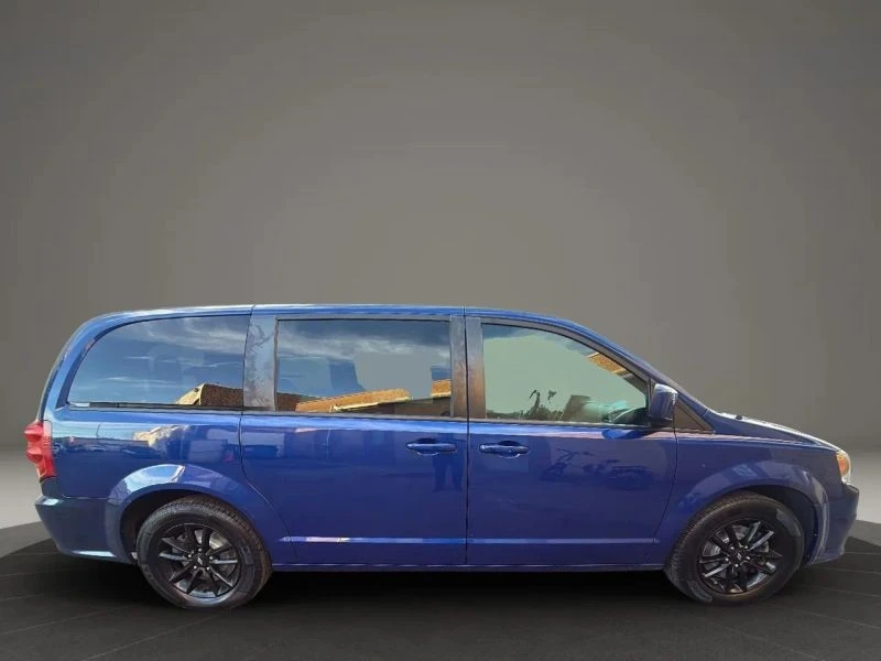 2020 Dodge Caravan - Image 4 of 12