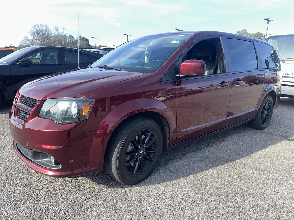 2020 Dodge Caravan - Image 2 of 10