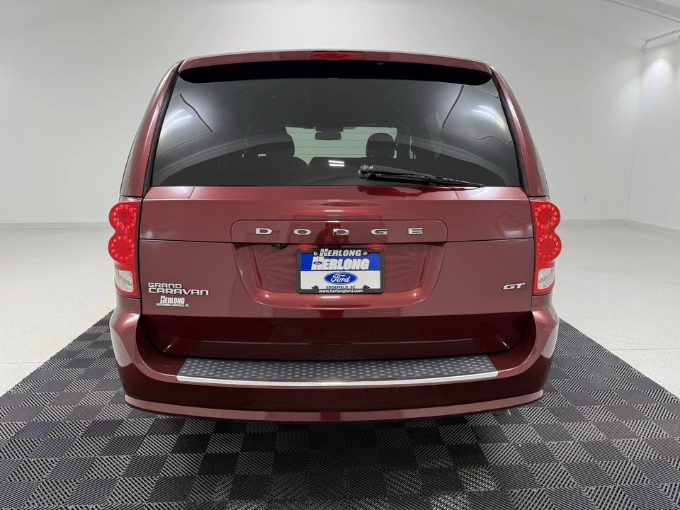2020 Dodge Caravan - Image 7 of 12