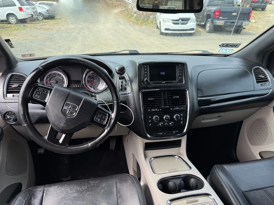 2020 Dodge Caravan - Image 7 of 16