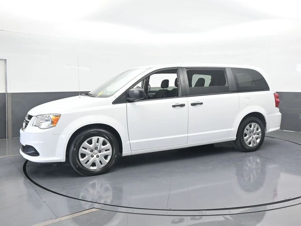 2020 Dodge Caravan - Image 2 of 12