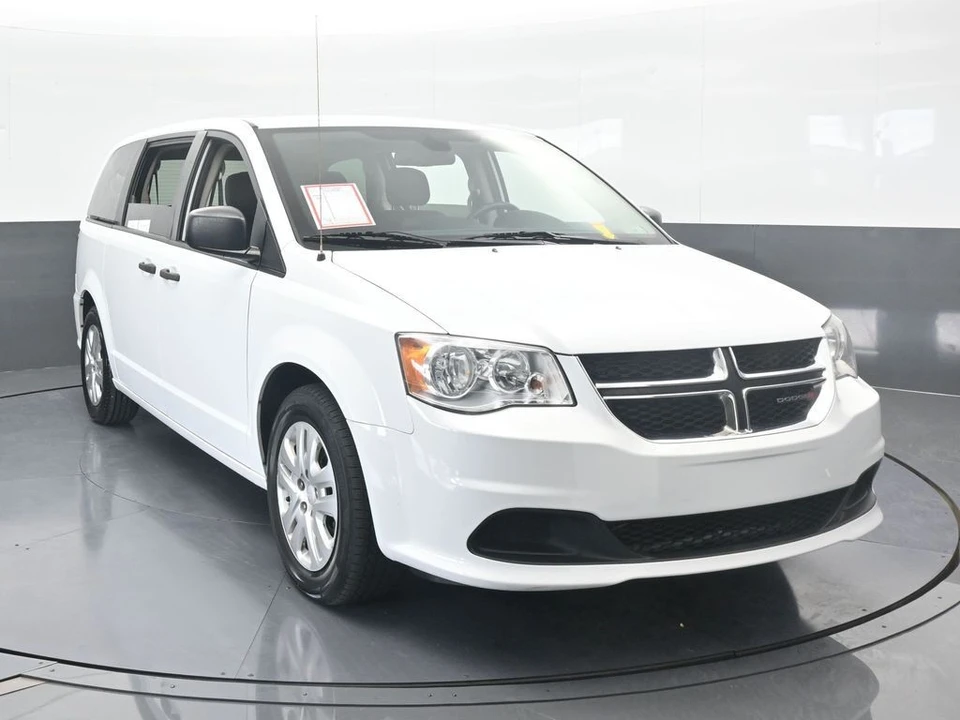 2020 Dodge Caravan - Image 9 of 12